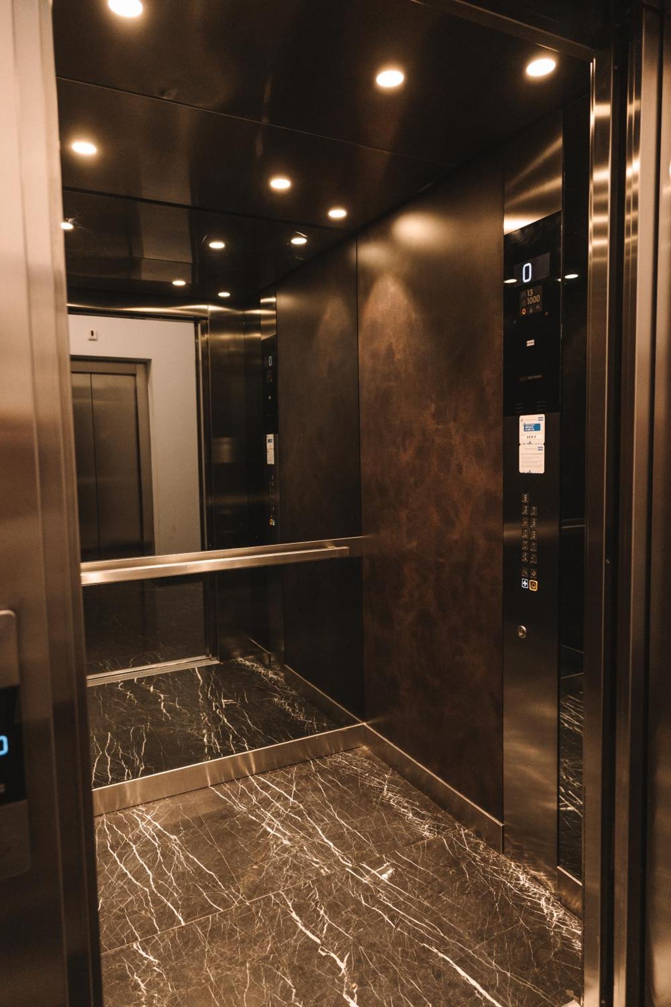 Flexible Selfcheckins 66 - Zagreb - Loggia - 80M2 - New - Luxury - Garage - 2 Bedrooms Luaran gambar