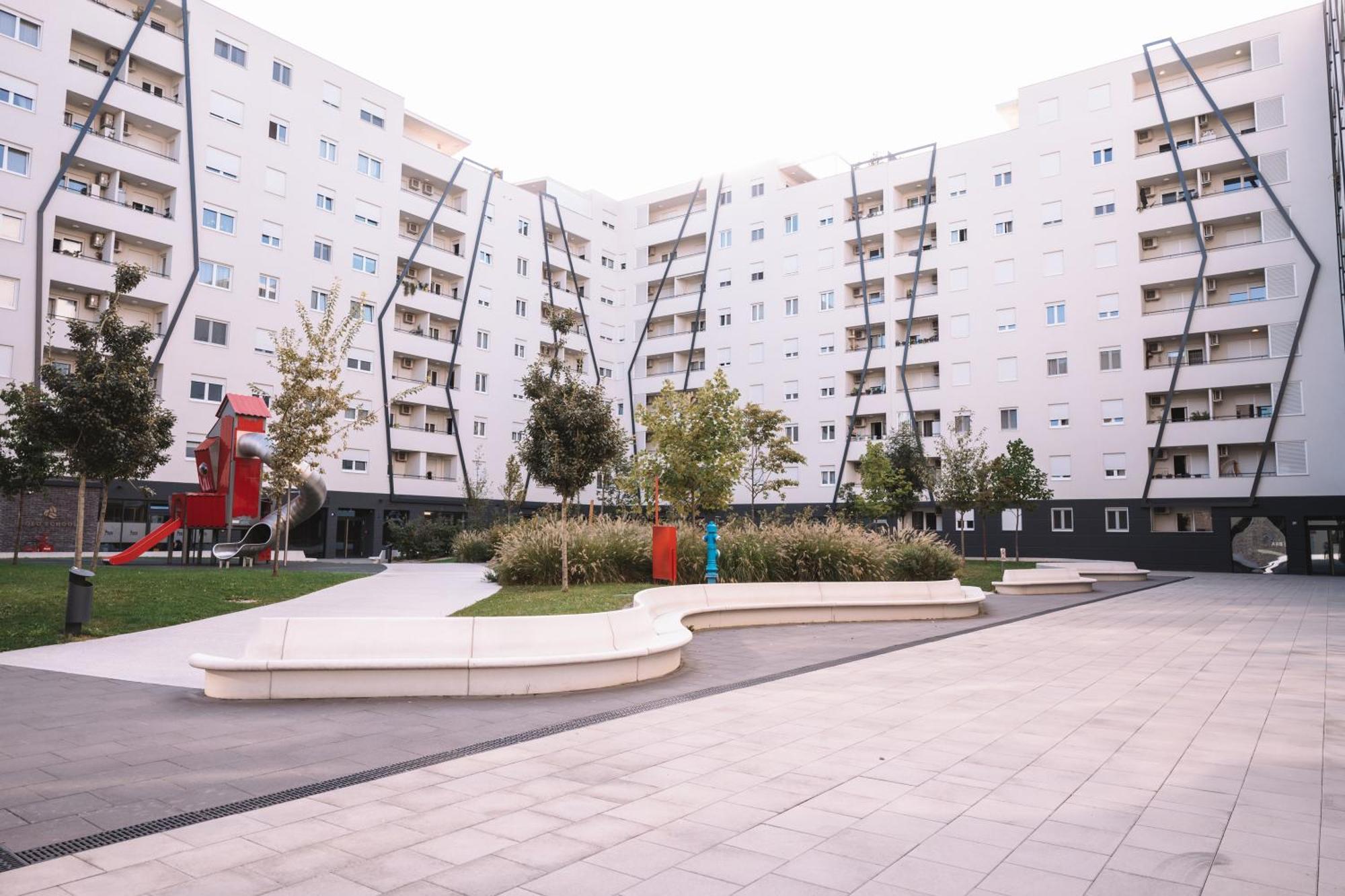 Flexible Selfcheckins 66 - Zagreb - Loggia - 80M2 - New - Luxury - Garage - 2 Bedrooms Luaran gambar